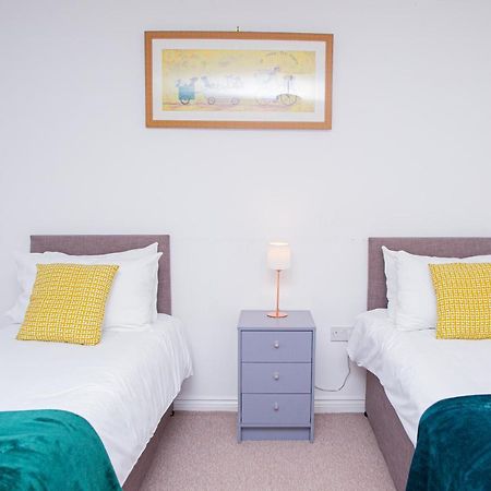 Turners Gardens Villa Northampton Dış mekan fotoğraf