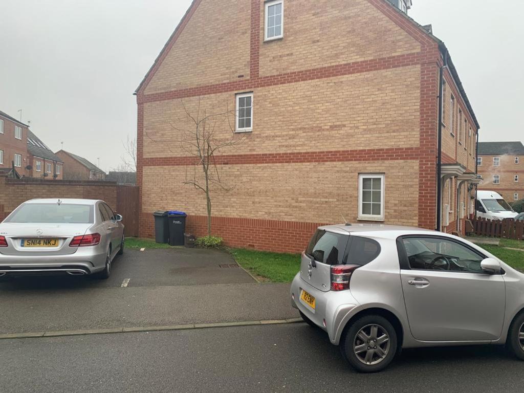 Turners Gardens Villa Northampton Dış mekan fotoğraf