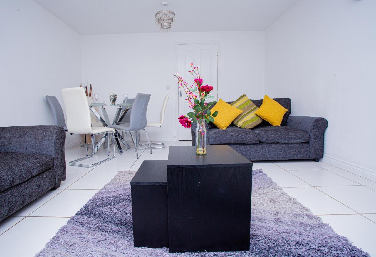Turners Gardens Villa Northampton Dış mekan fotoğraf