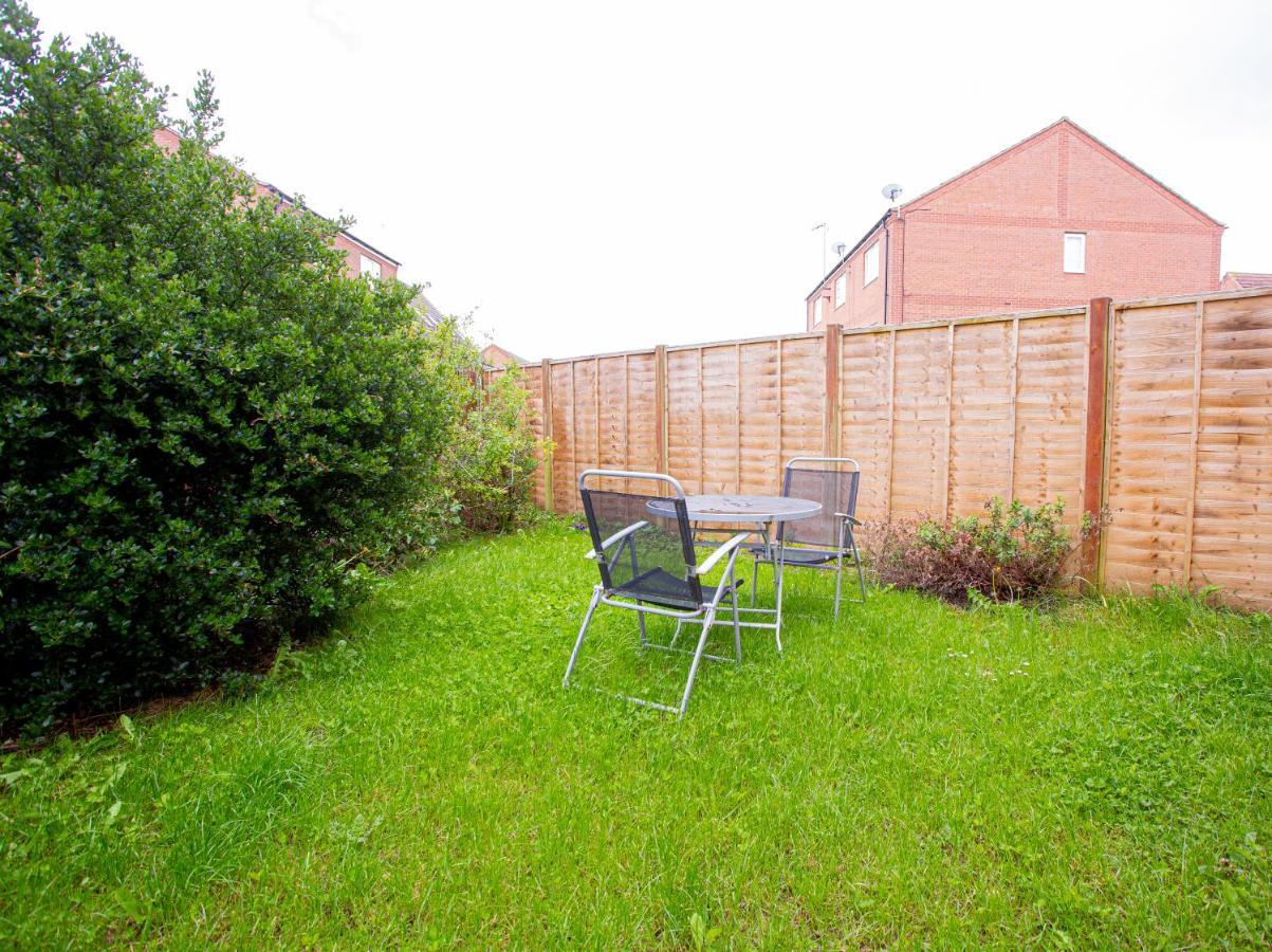 Turners Gardens Villa Northampton Dış mekan fotoğraf